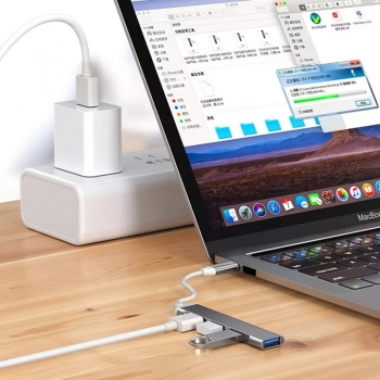Hub USB-C/USB-A avec 3 ports USB 2.0 + 1 port USB 3.0